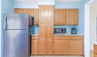 15 Caraway Dr, Johnston, RI 02919