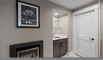 3408 NW Reinhart Dr, Ankeny, IA 50023