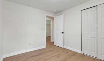 2208 Pine Knoll Ave, Columbus, OH 43229