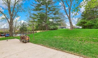 269 Braeshire Dr, Ballwin, MO 63021