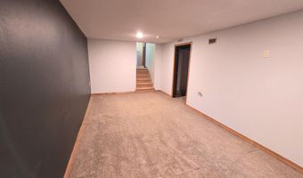 38608 129th St, Aberdeen, SD 57401