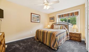 15 Kennedy Ct, Middletown, NJ 07748