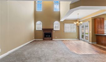 3285 Grey Village Dr, Akron, OH 44319