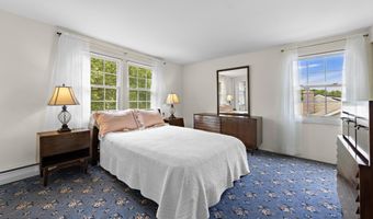 150 Idlebrook Ln, Aberdeen, NJ 07747