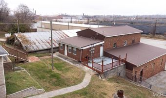 2248 E Broadway, Alton, IL 62002