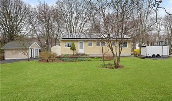 1737 Wampanoag Trl, Barrington, RI 02806