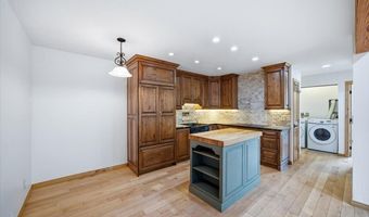 1061 W Beaver Creek Blvd # H303, Avon, CO 81620