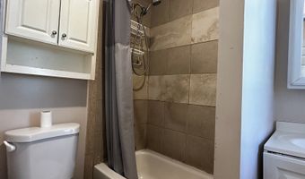 40 Hansen Ave Floor 1, Bridgeport, CT 06605