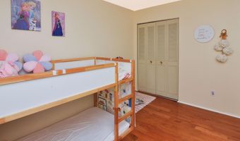 609 Watersedge Dr, Ann Arbor, MI 48105