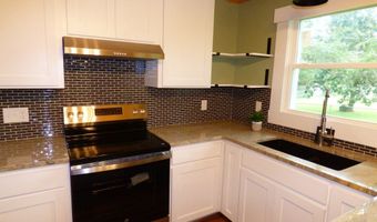 276 Commerce St, Alto, TX 75925