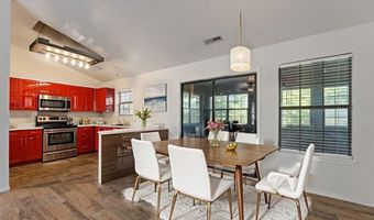 15 Dunbarton Cir, Bella Vista, AR 72715