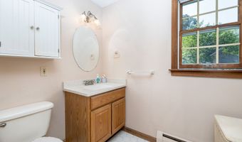 76 Country Ln, Bristol, CT 06010