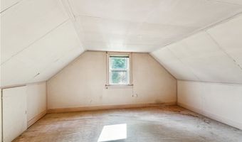 106 Shady Ln, Aliquippa, PA 15001