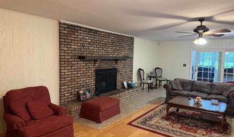 154 Perry Ln, Atmore, AL 36502