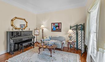 444 Turnberry Ln, Albertville, AL 35951