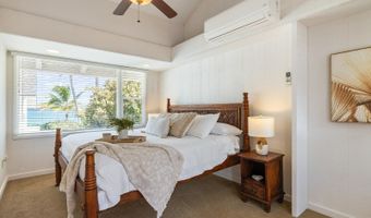 1018 Mokulua Dr, Kailua, HI 96734