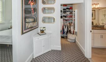 32 Carey Street St, Newport, RI 02840