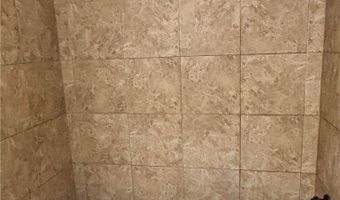 2 Powick Ln, Bella Vista, AR 72714