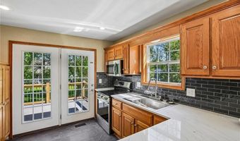 204 E 8th St, Adrian, MO 64720