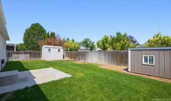 817 Settlers Dr, Caldwell, ID 83605