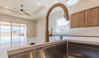 3644 Red Arroyo Dr, Alamogordo, NM 88310