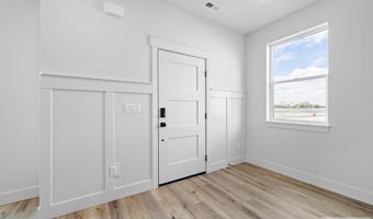 739 Curlew Dr, Ammon, ID 83406