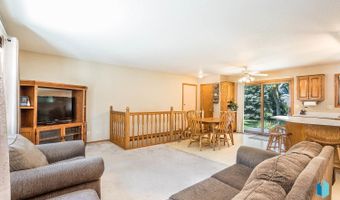 116 W Chicory Dr, Brandon, SD 57005