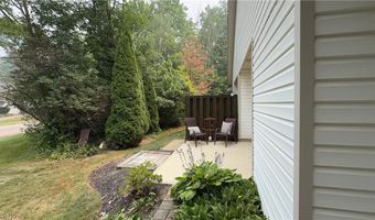 775-6 Hampton Cir, Aurora, OH 44202