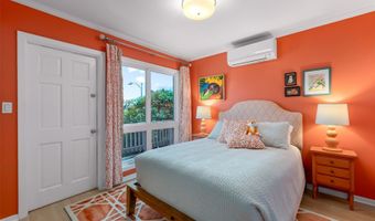 947 Kauku Pl, Honolulu, HI 96825