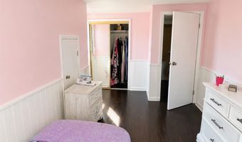 13 W Park Ave W, Avenel, NJ 07001