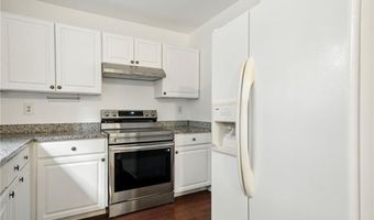 1506 Shadow Ridge Cir, Woodstock, GA 30189