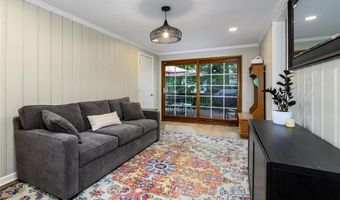 9232 Arrow Dr, Affton, MO 63123