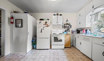 403 4th Ave, Belle Fourche, SD 57717