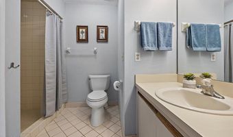 314 8TH St A, Atlantic Beach, FL 32233