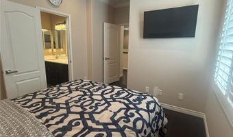 8200 E Brookdale Ln, Anaheim, CA 92807