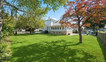 17 Elder Ave, East Providence, RI 02915