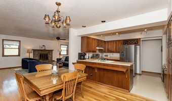 2853 Torrey Pines Rd, Ames, IA 50010