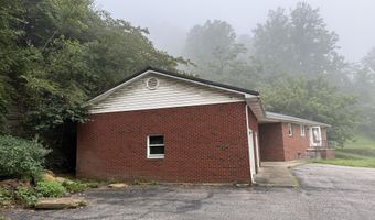 1044 Kentucky 1426, Banner, KY 41603