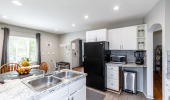 1062 Covedale Ave, Cincinnati, OH 45238