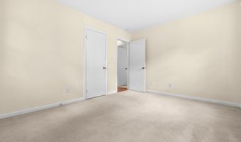 5915 LARPIN Ln, Alexandria, VA 22310