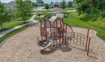 14500 Aurora Ln, Basehor, KS 66007