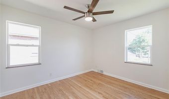 7315 Cheshire Ln, Affton, MO 63123