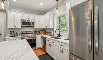 25 Ross Ave, Coventry, CT 06238