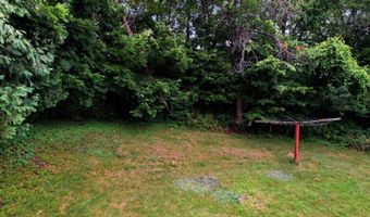 1109 S 2nd St, Alma, WI 54610