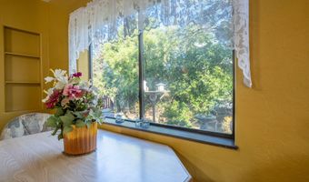 18870 E Mechling Dr, Black Canyon City, AZ 85324