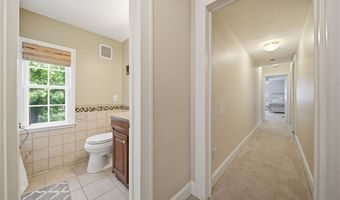 1400 Overlook Dr, Ashtabula, OH 44004