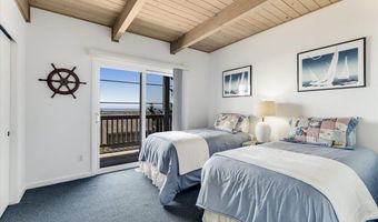 617 Beach Dr, Aptos, CA 95003