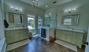 2112 Westridge Rd, Carlsbad, NM 88220