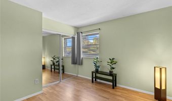 1220 Wicklow Rd J, Ballwin, MO 63021