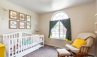 967 Clara Ct, Ammon, ID 83406